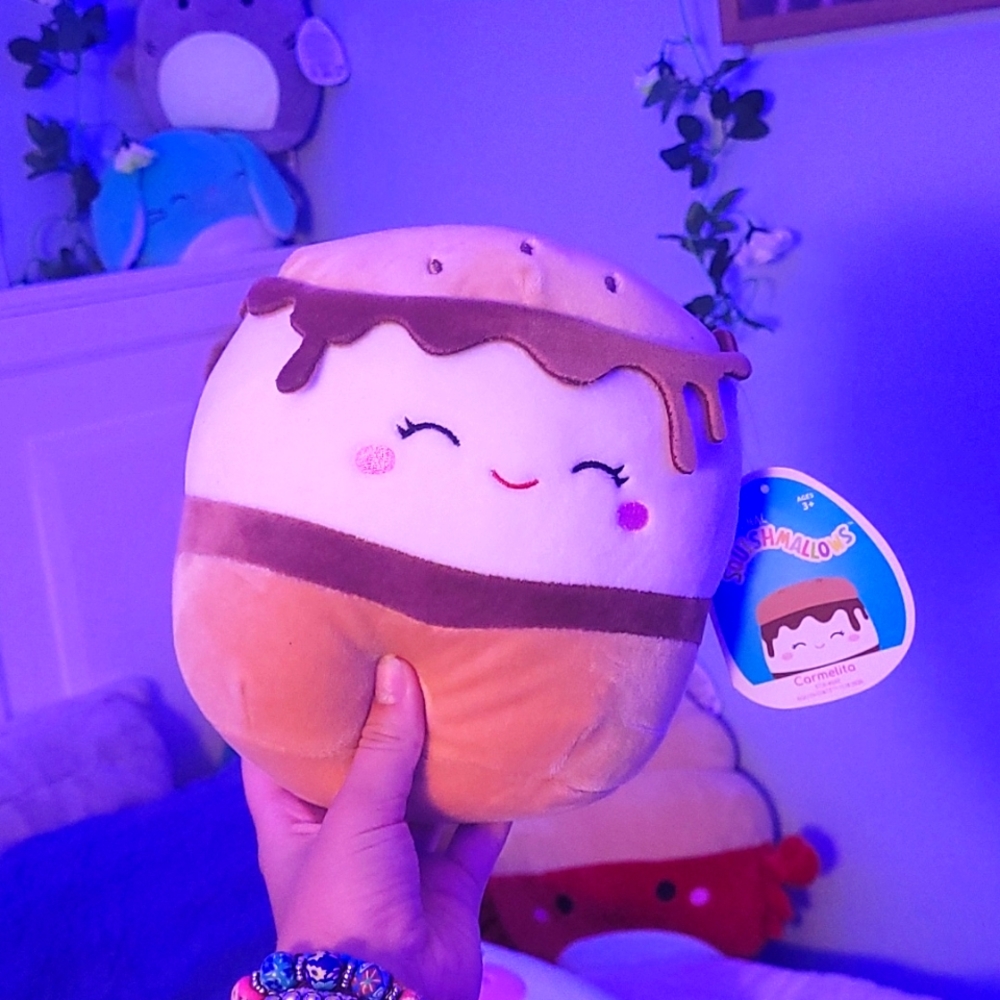 Carmelita squishmellow 5in